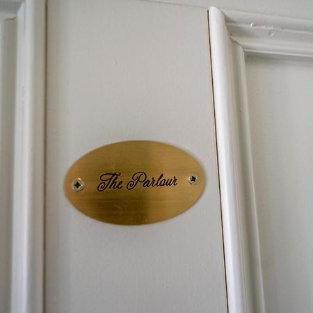 The Parlour At Dukes Townhouse Apartment York Luaran gambar